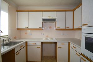 KITCHEN- click for photo gallery